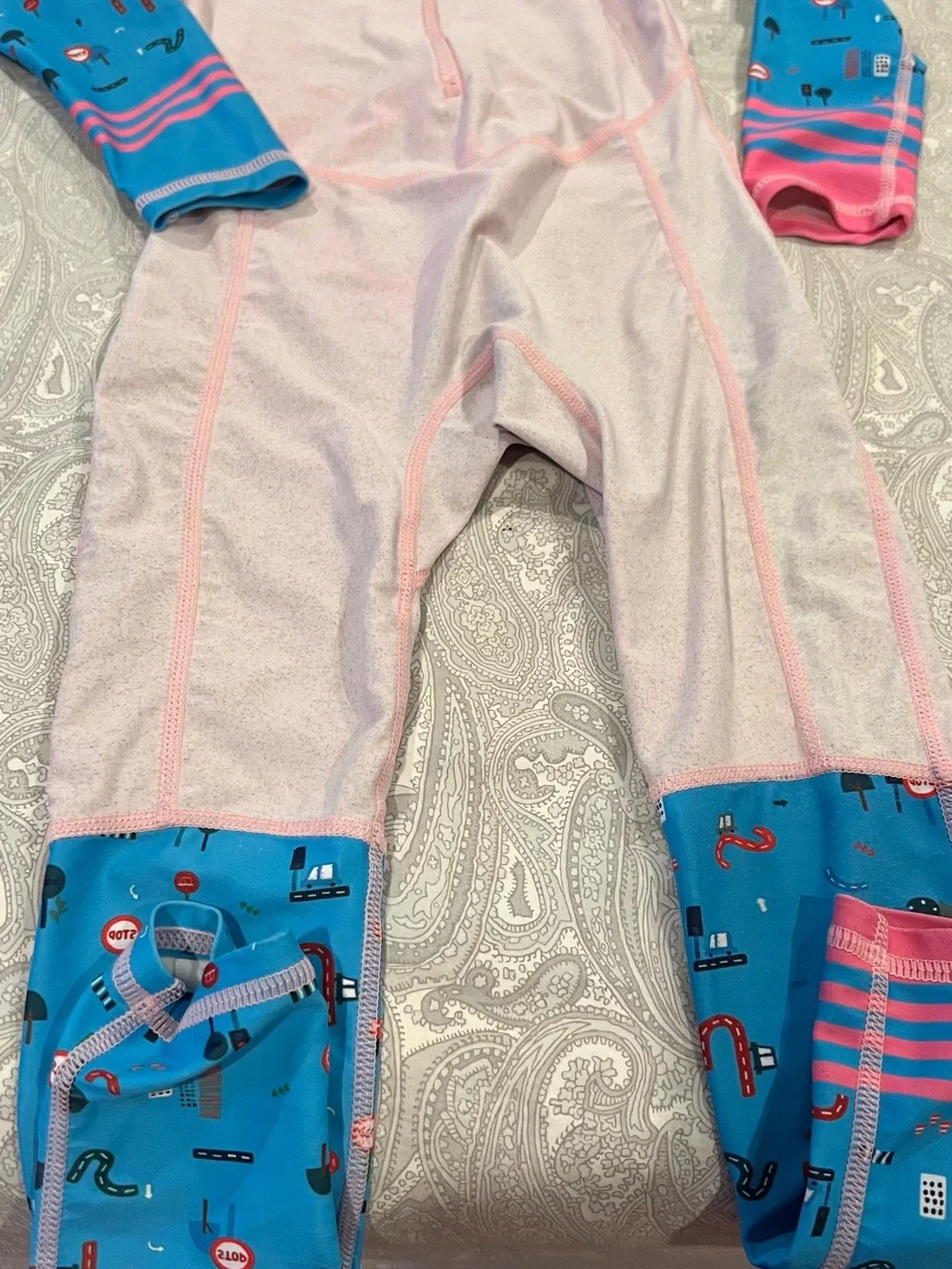X-Manta Girl ‘s One-Piece Rashguard Swimsuit - Pink & Blue 10x30” fits 4T used